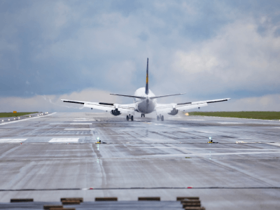 Traffic development: November 2025